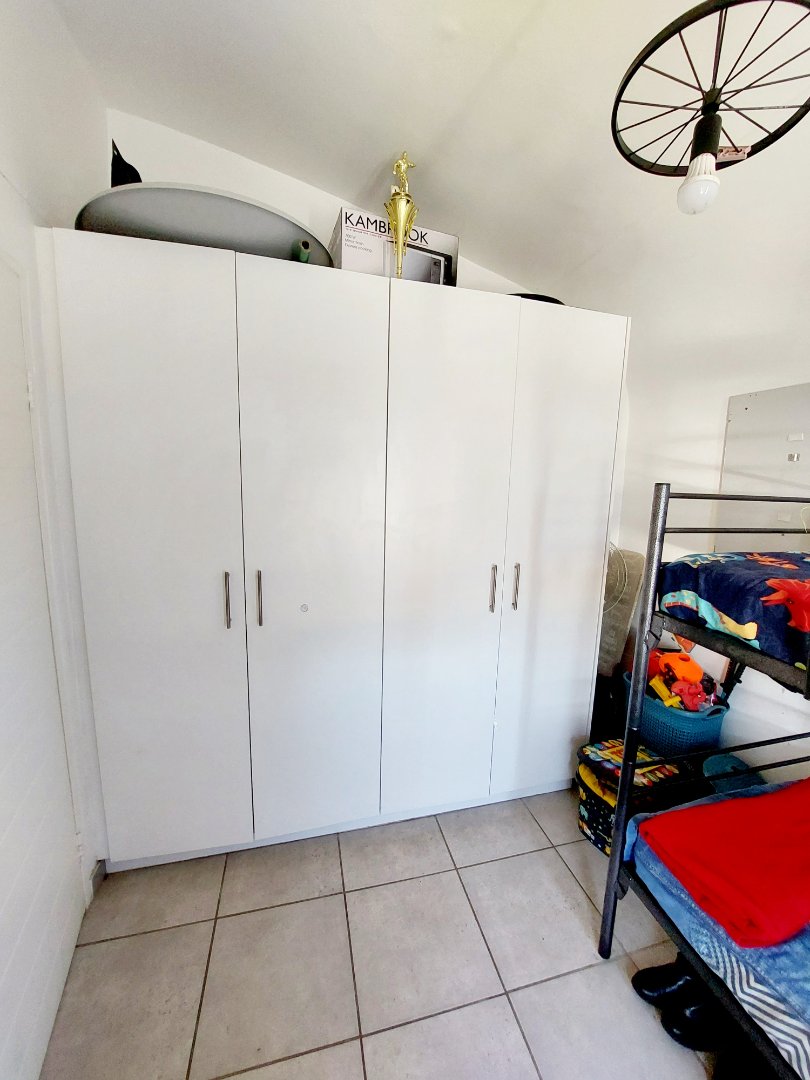 2 Bedroom Property for Sale in The Connifers Western Cape